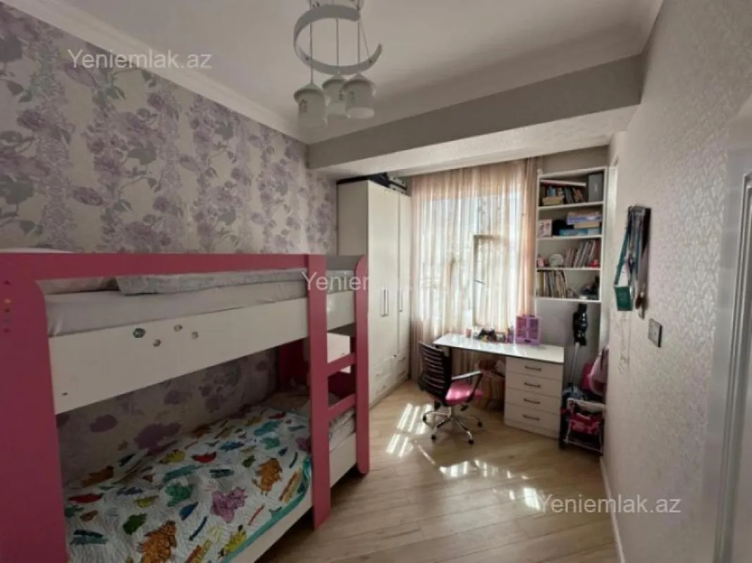 Satılır 2 otaqlı yeni tikili 64 m²