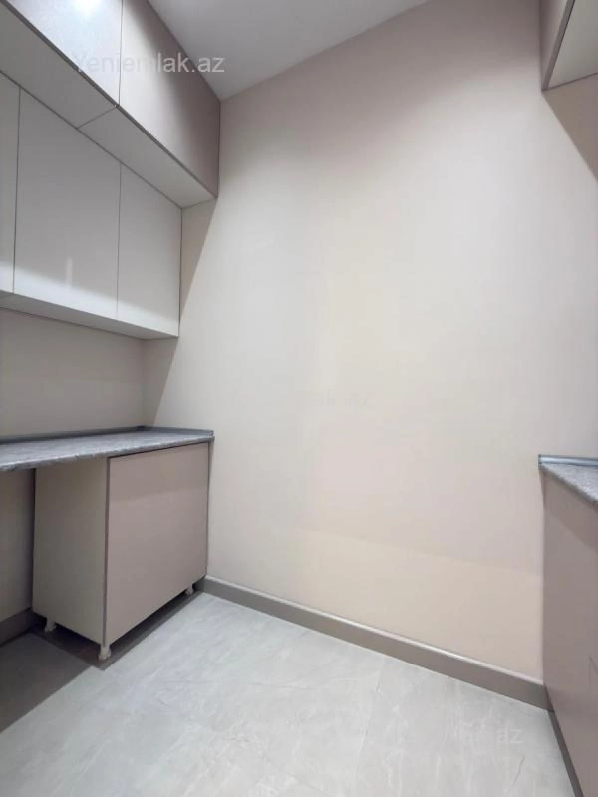 Satılır 4 otaqlı yeni tikili 142 m²