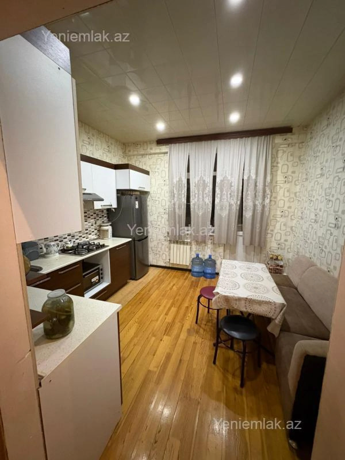 Satılır 2 otaqlı yeni tikili 70 m²