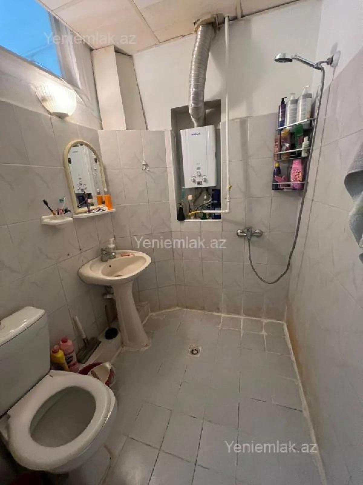 Satılır 1 otaqlı köhnə tikili 30 m²
