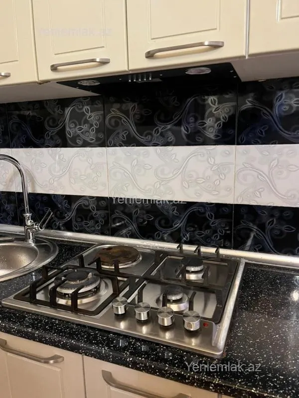 Satılır 1 otaqlı yeni tikili 30 m²