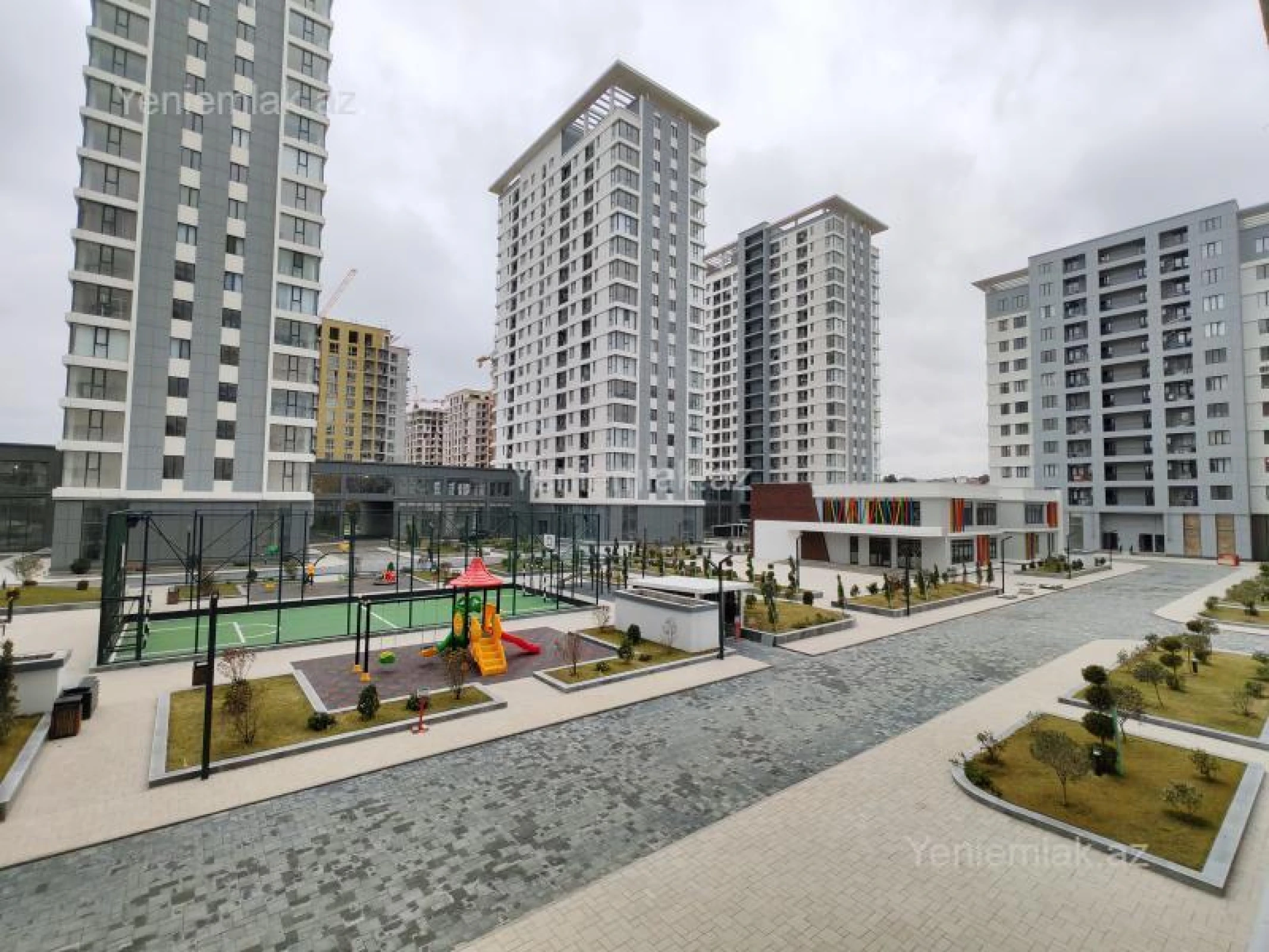 Satılır 2 otaqlı yeni tikili 78 m²