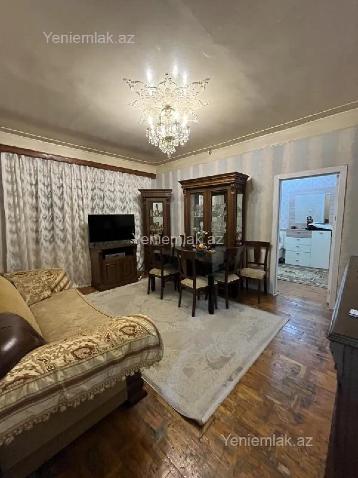 Satılır 4 otaqlı köhnə tikili 98 m²
