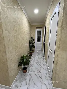 Satılır 4 otaqlı köhnə tikili 98 m²