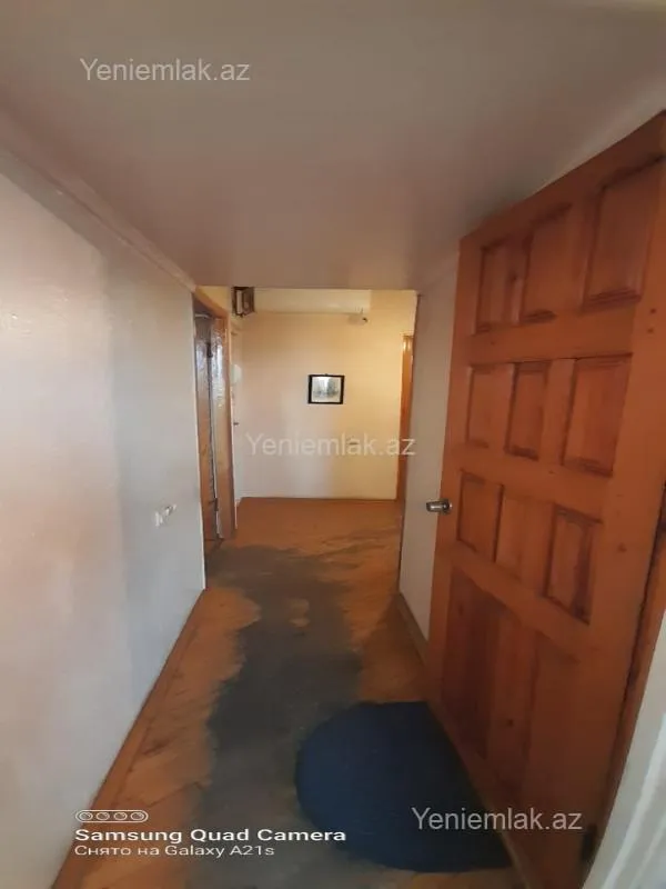 Satılır 2 otaqlı köhnə tikili 65 m²