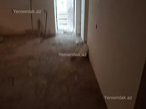 Satılır 2 otaqlı köhnə tikili 73 m²