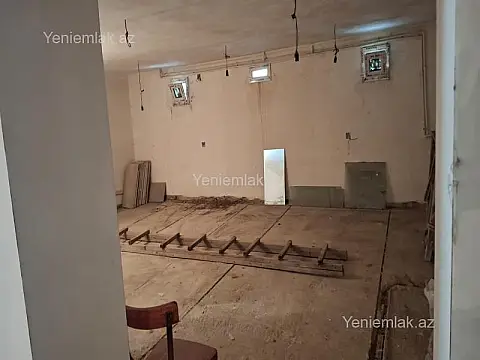 Satılır 2 otaqlı köhnə tikili 73 m²