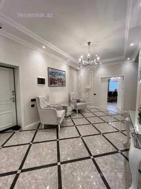 Satılır 3 otaqlı yeni tikili 140 m²