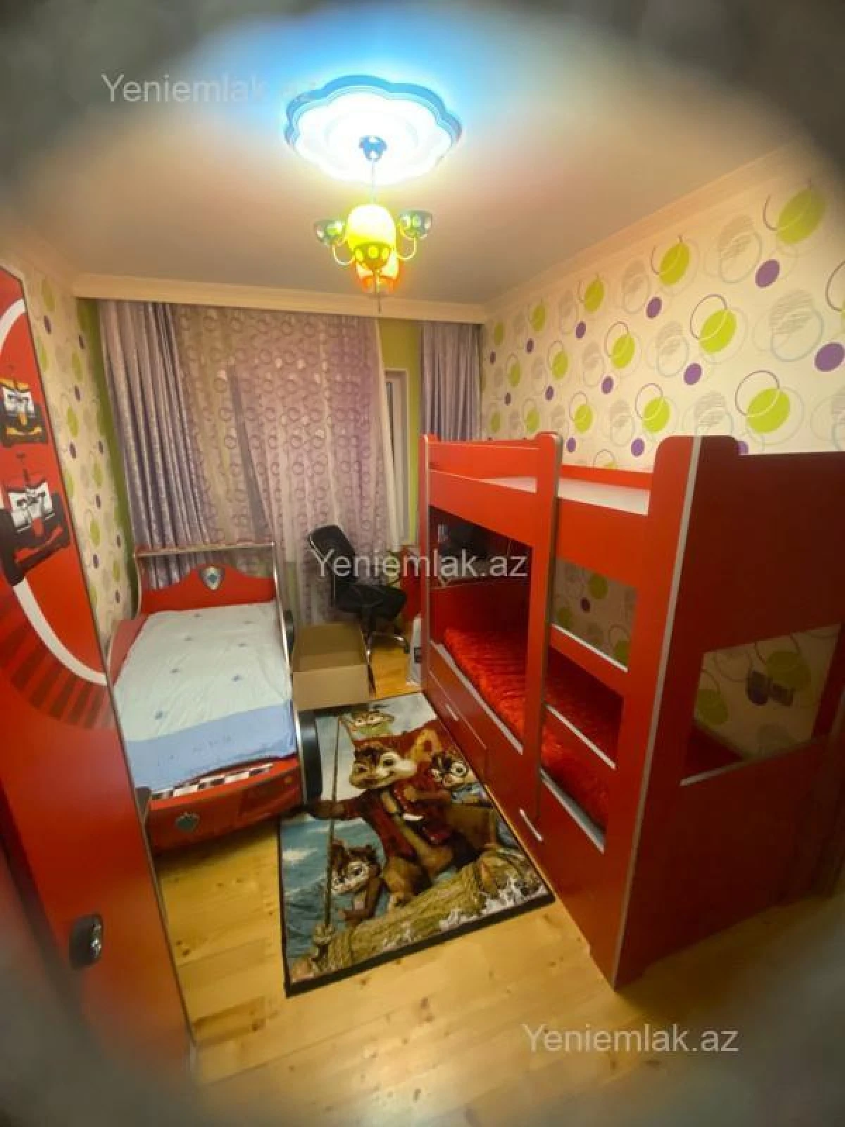 Satılır 4 otaqlı köhnə tikili 90 m²