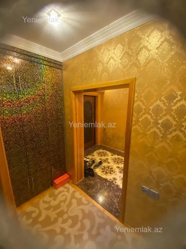 Satılır 4 otaqlı köhnə tikili 90 m²