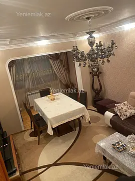 Satılır 4 otaqlı köhnə tikili 90 m²