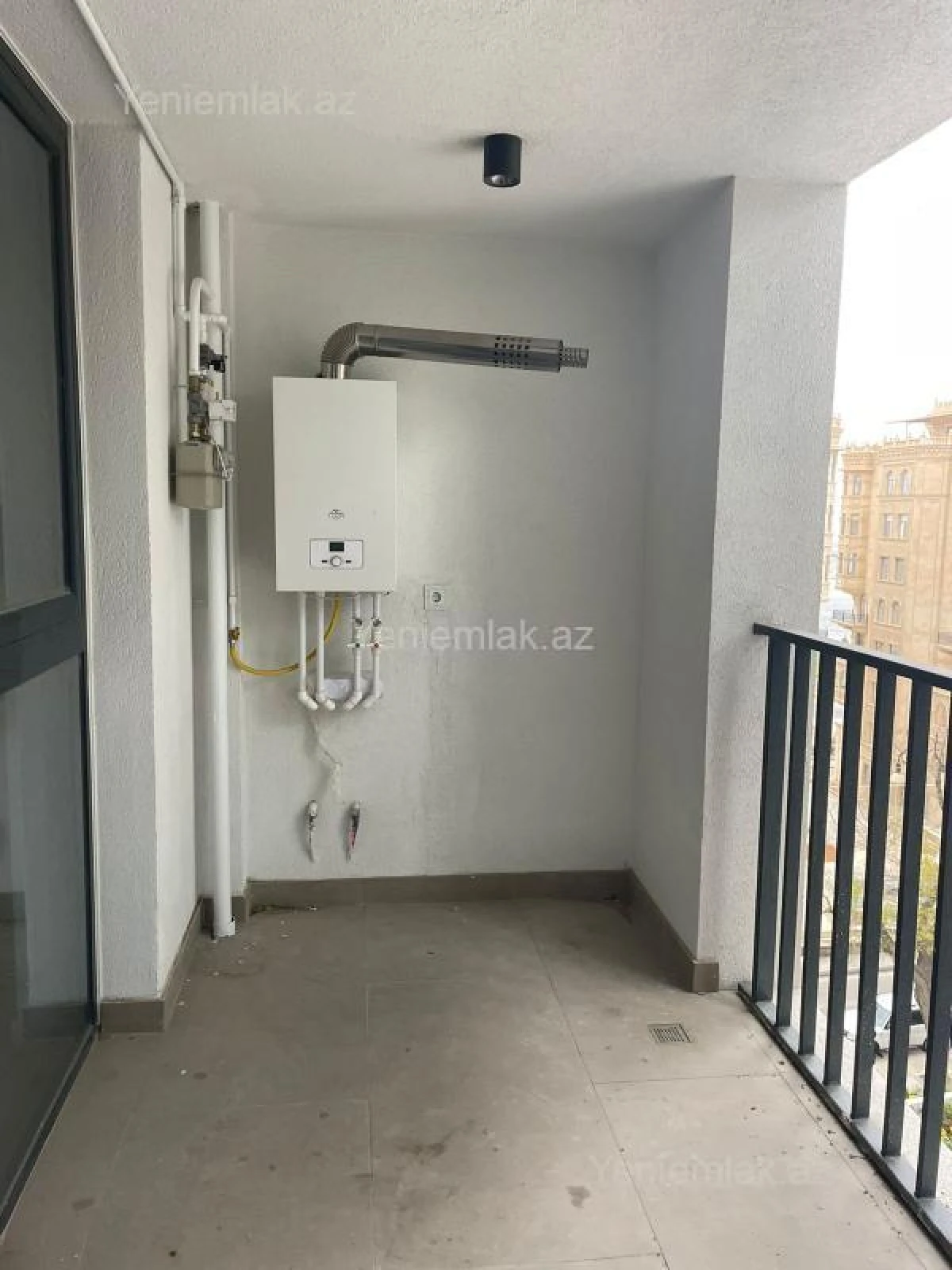 Satılır 2 otaqlı yeni tikili 85 m²