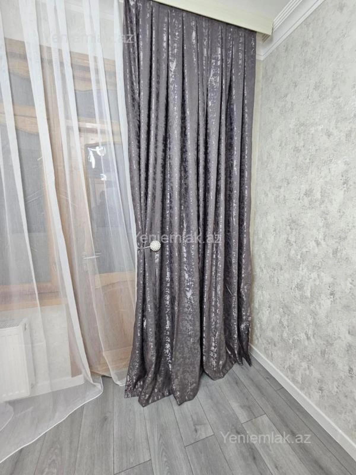 Satılır 2 otaqlı yeni tikili 70 m²