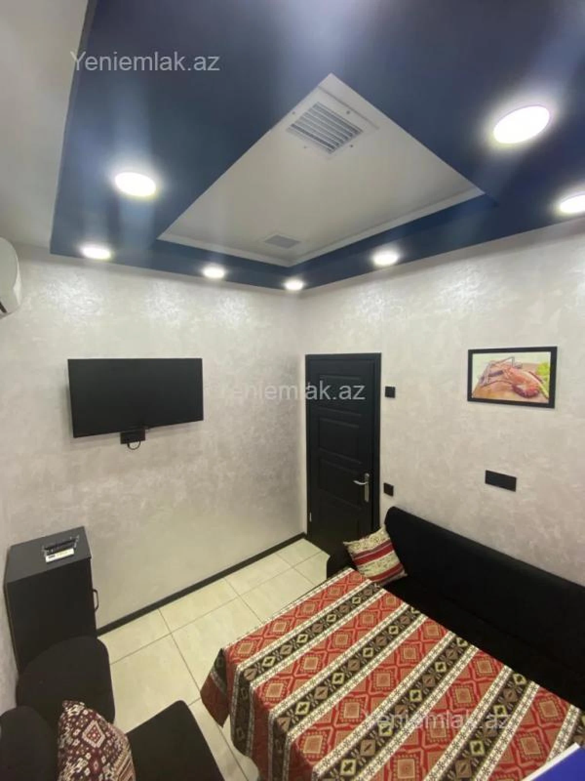 Satılır 3 otaqlı obyekt 180 m²