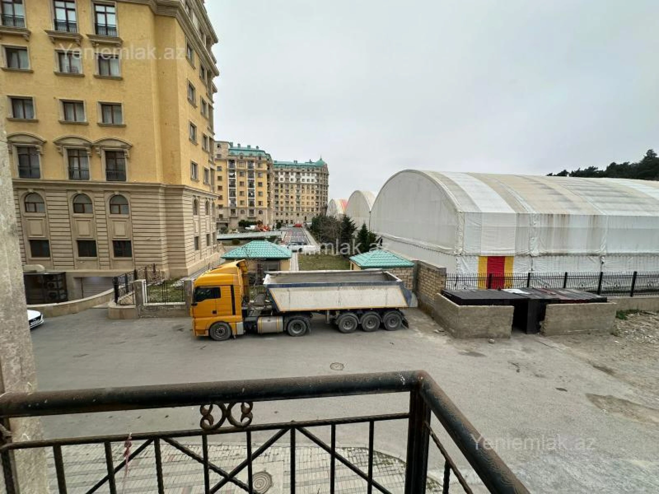 Satılır 3 otaqlı yeni tikili 90 m²