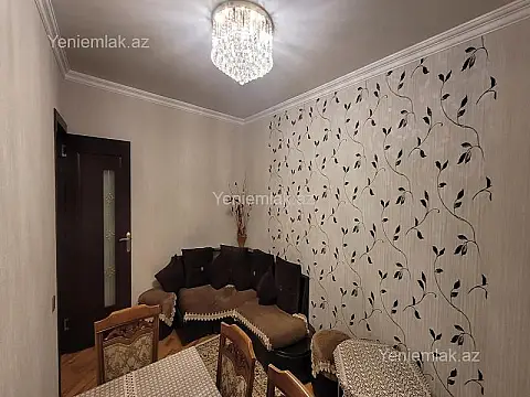 Satılır 3 otaqlı yeni tikili 85 m²