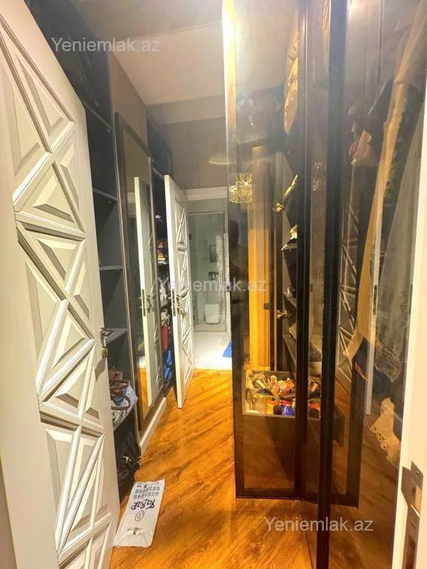 Satılır 3 otaqlı yeni tikili 105 m²