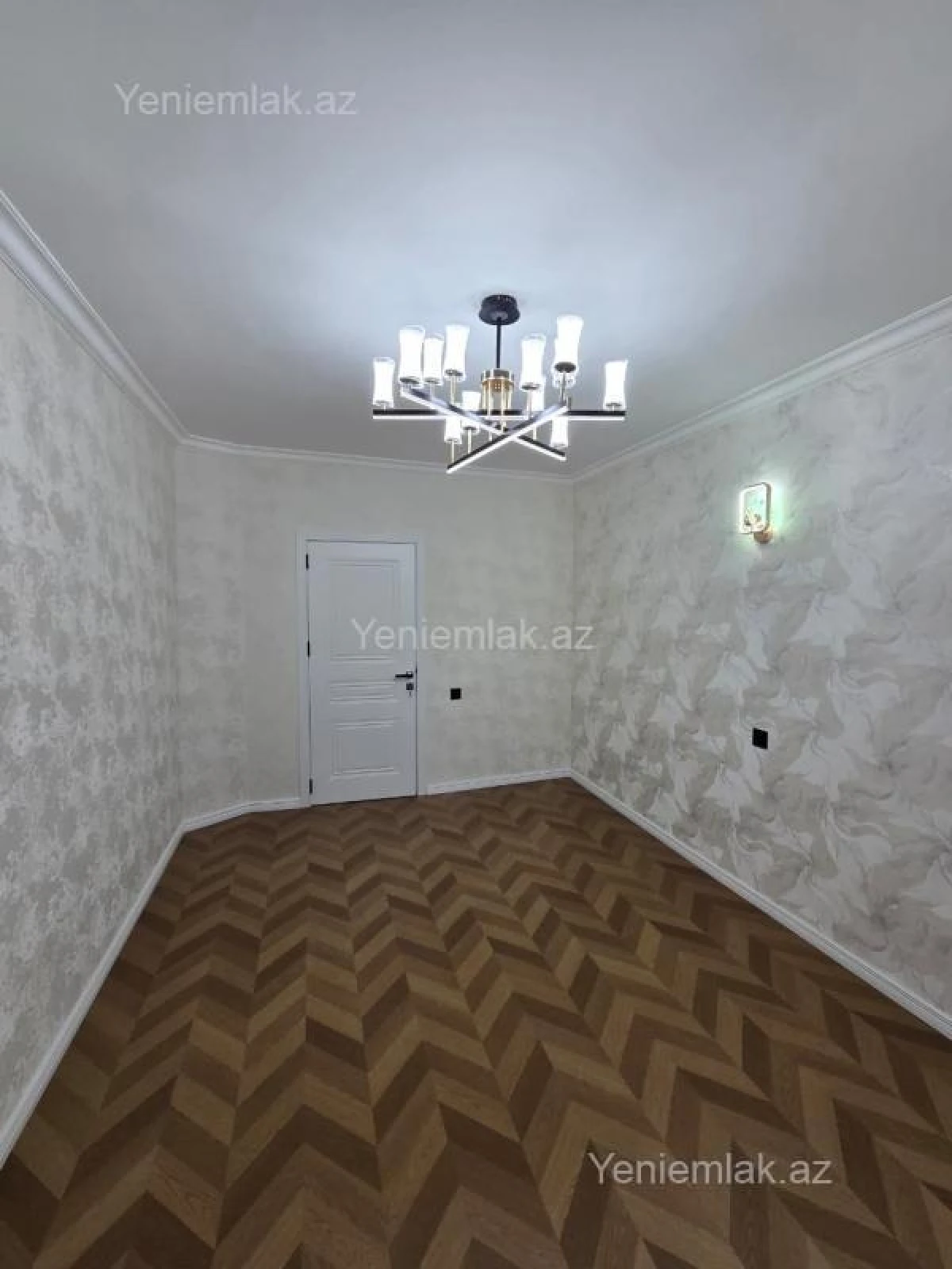 Satılır 3 otaqlı köhnə tikili 82 m²