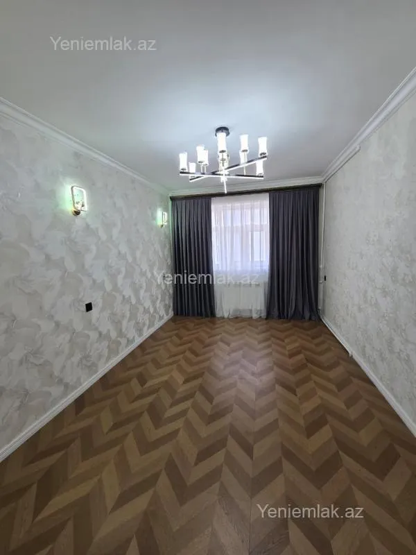 Satılır 3 otaqlı köhnə tikili 82 m²