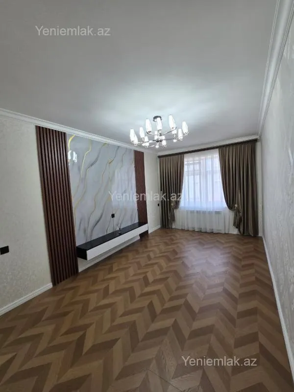 Satılır 3 otaqlı köhnə tikili 82 m²