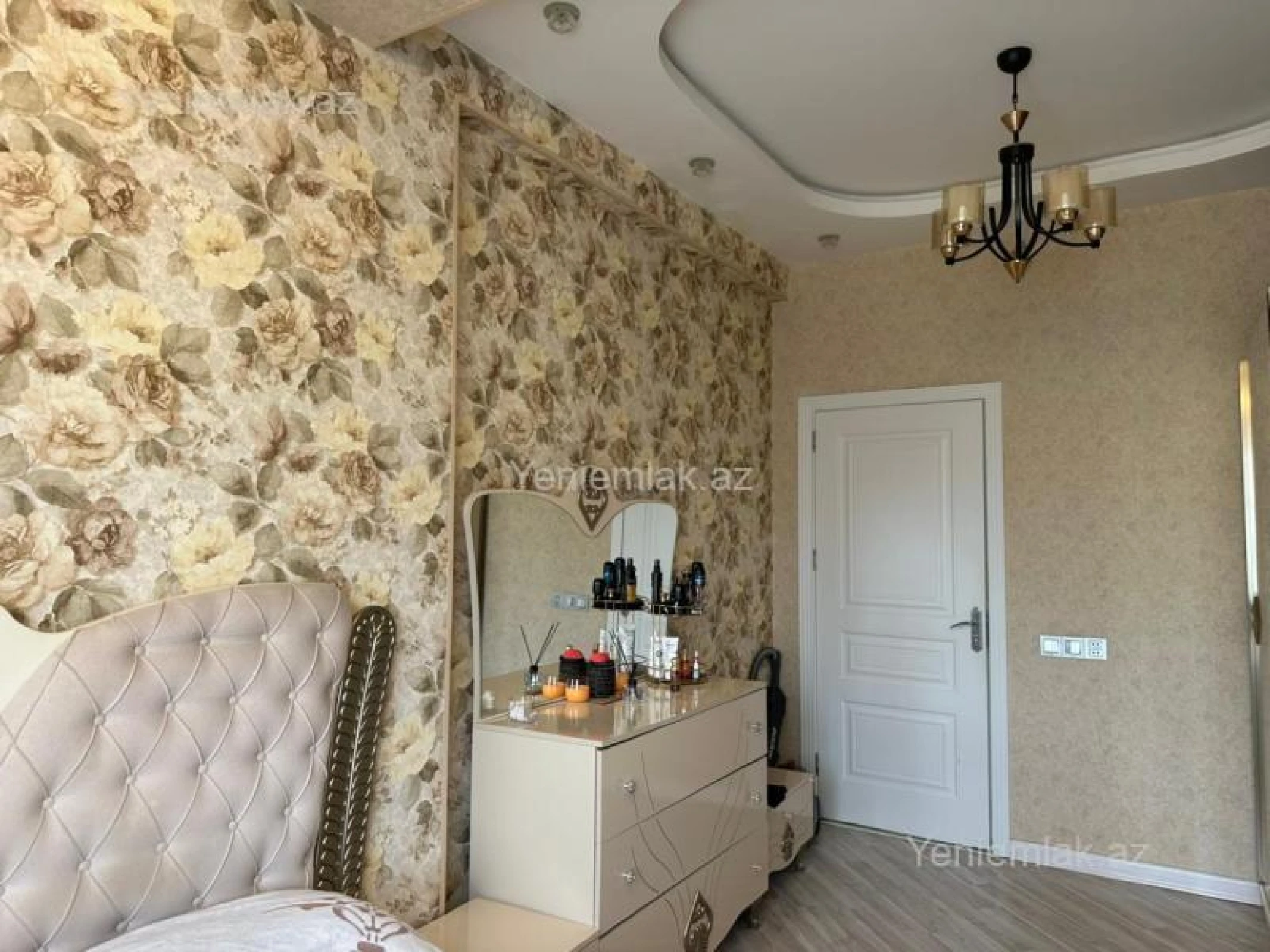 Satılır 3 otaqlı yeni tikili 91 m²