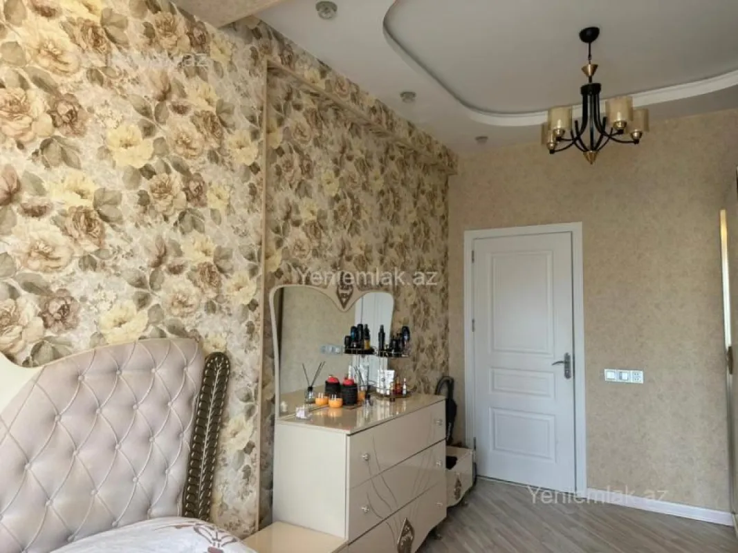 Satılır 3 otaqlı yeni tikili 91 m²