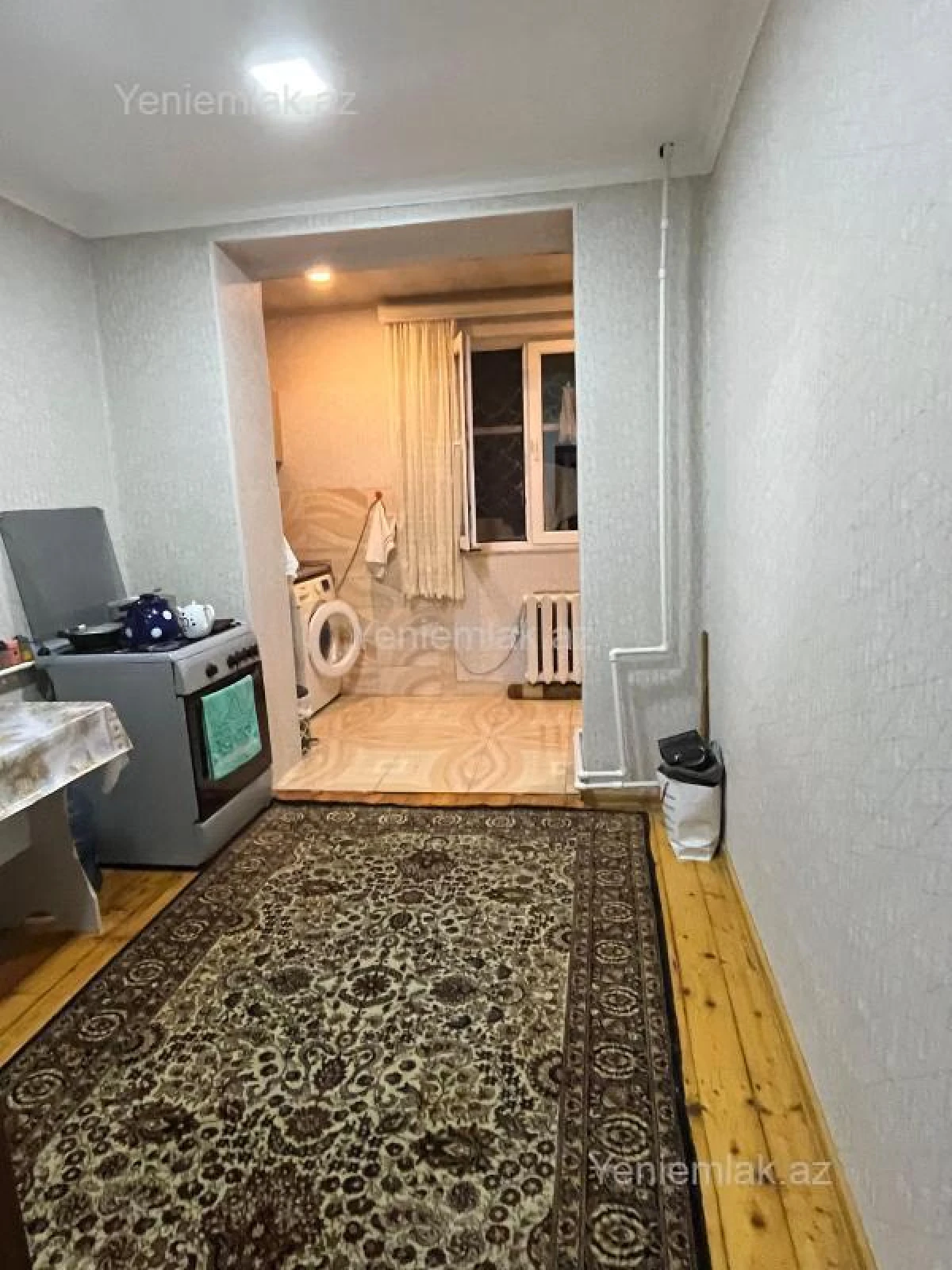 Satılır 2 otaqlı köhnə tikili 60 m²