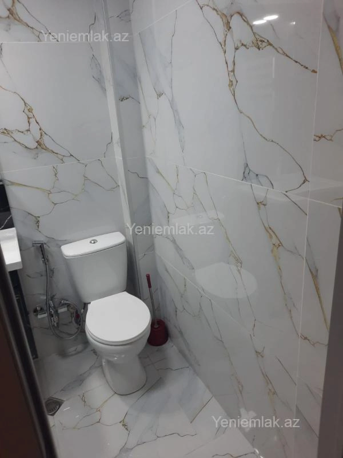 Satılır 2 otaqlı köhnə tikili 50 m²