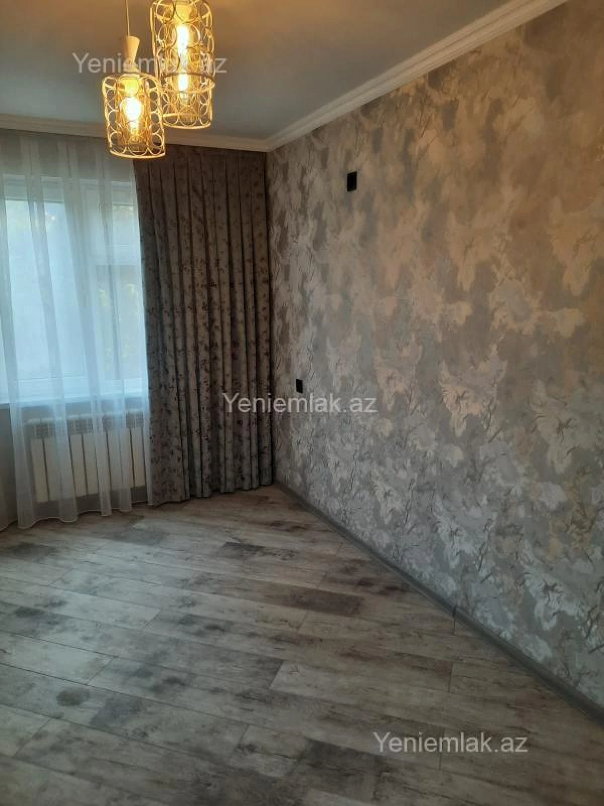Satılır 2 otaqlı köhnə tikili 50 m²