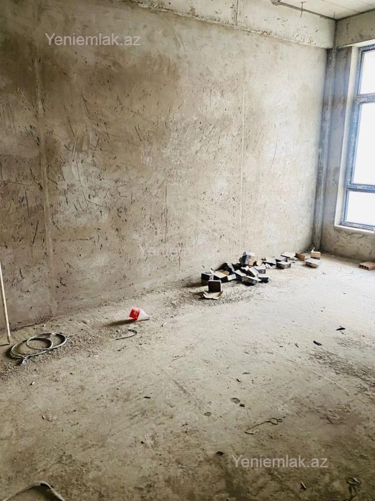 Satılır 5 otaqlı yeni tikili 250 m²