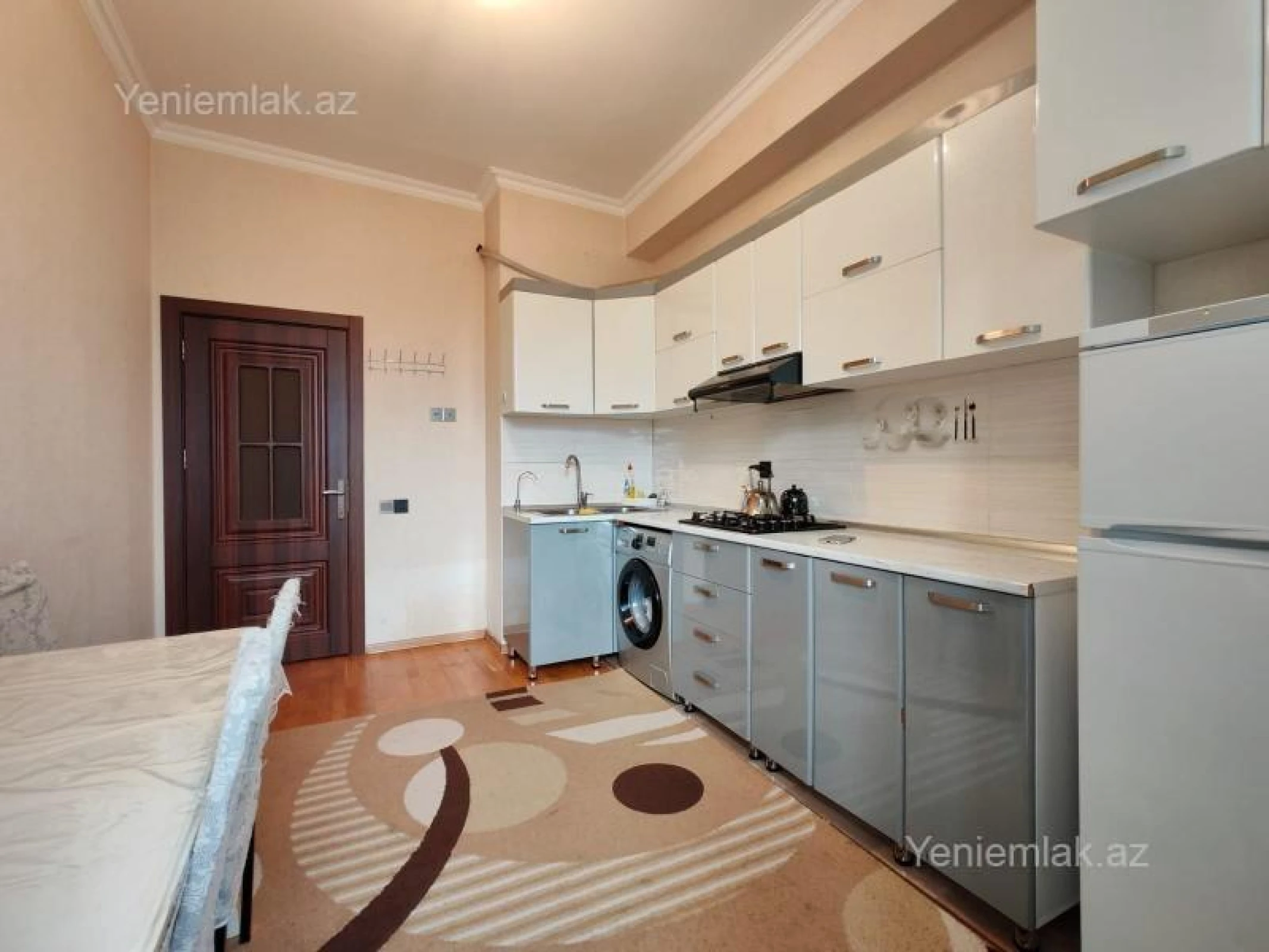 Satılır 2 otaqlı yeni tikili 70 m²