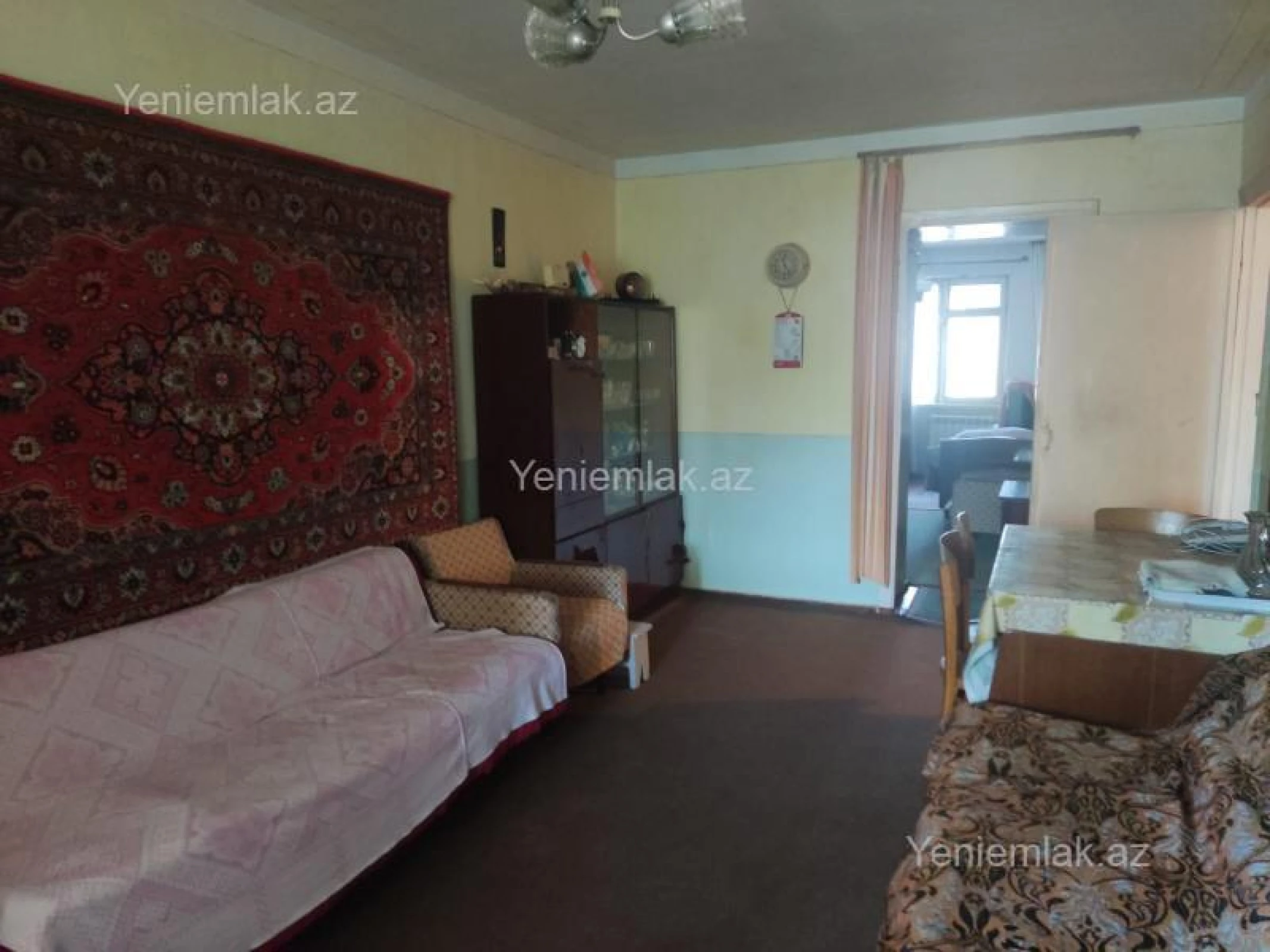 Satılır 2 otaqlı köhnə tikili 55 m²