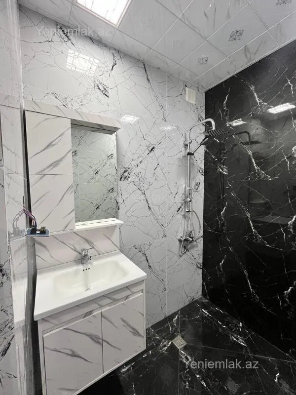 Satılır 2 otaqlı köhnə tikili 55 m²