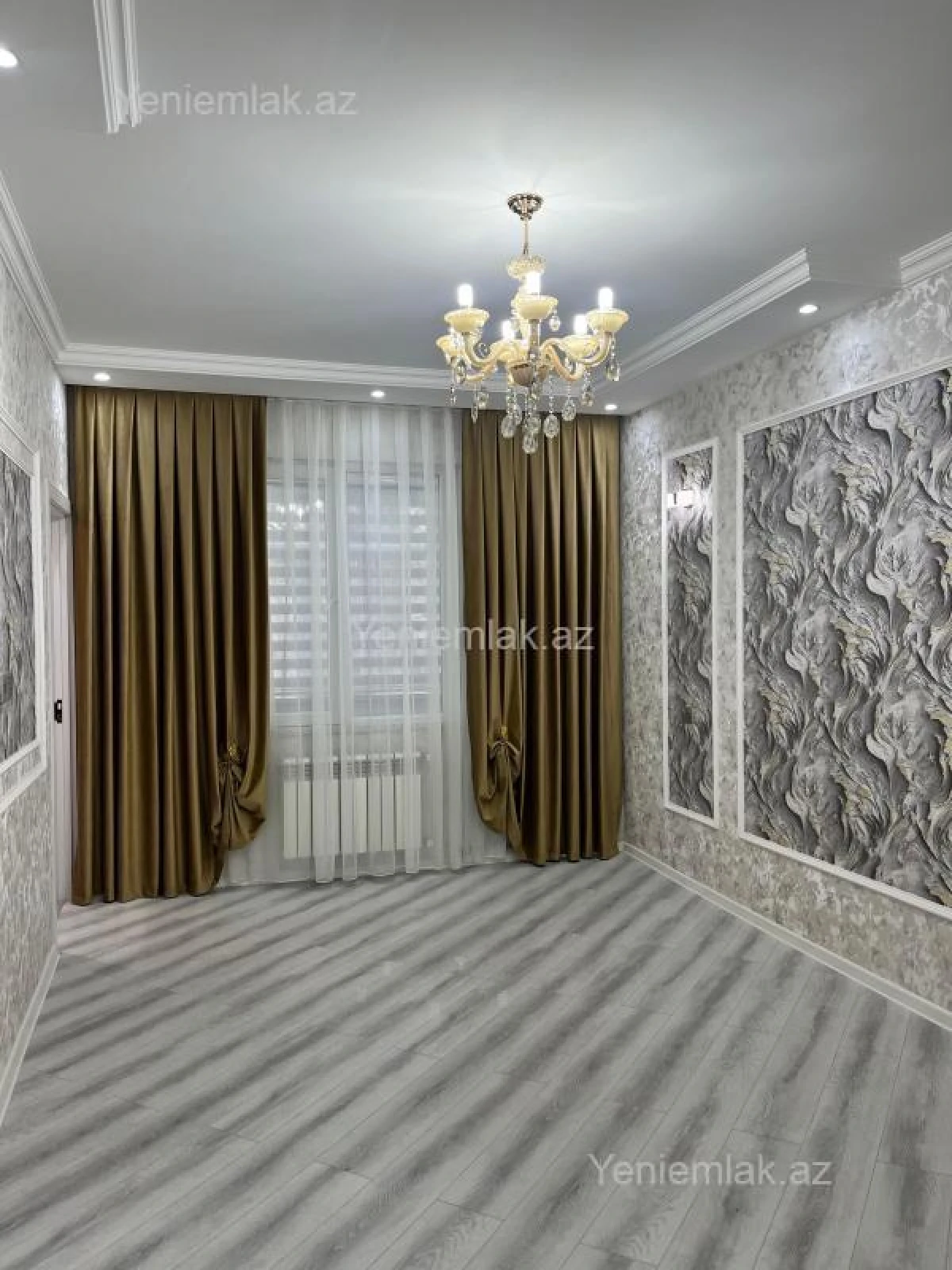 Satılır 2 otaqlı köhnə tikili 55 m²