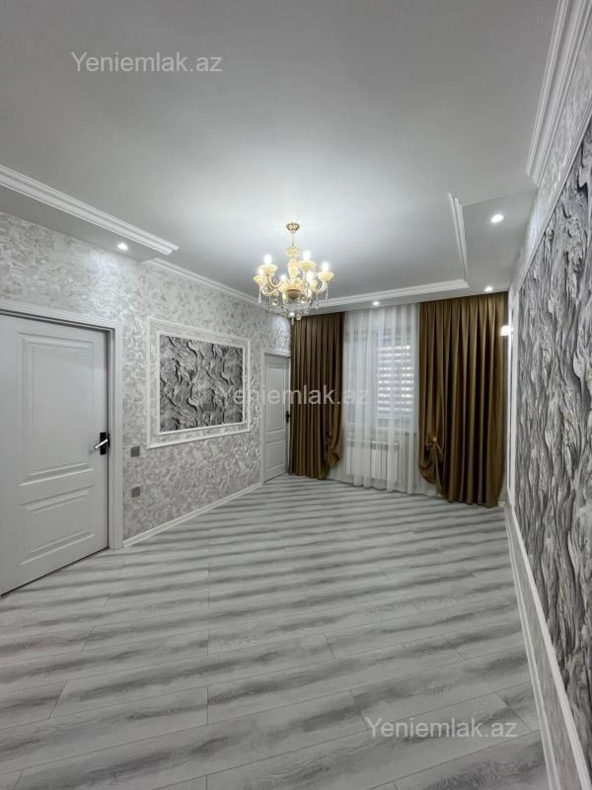 Satılır 2 otaqlı köhnə tikili 55 m²