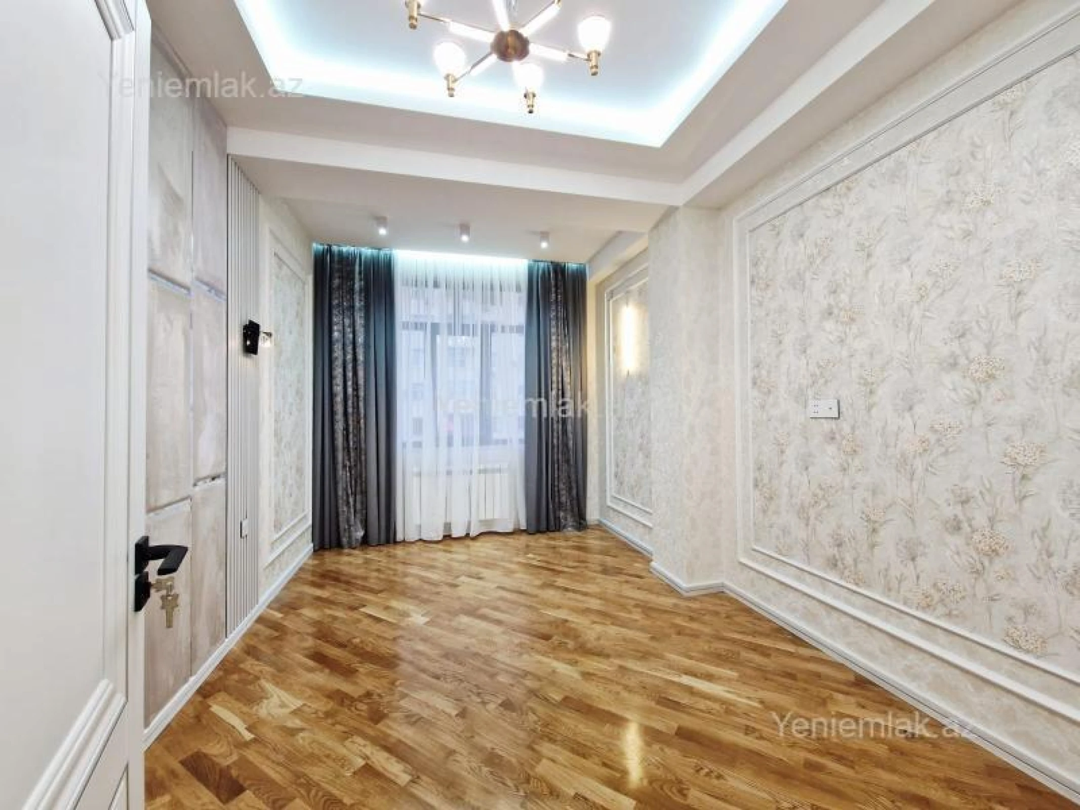 Satılır 3 otaqlı yeni tikili 120 m²