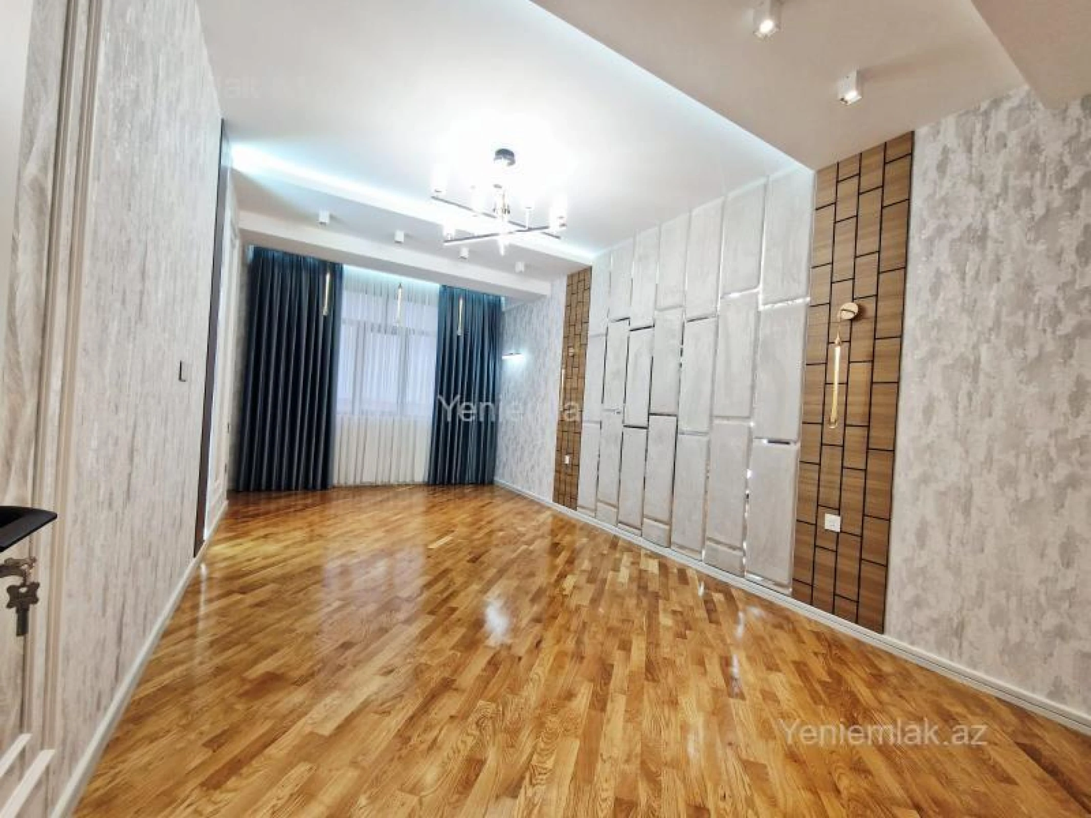 Satılır 3 otaqlı yeni tikili 120 m²