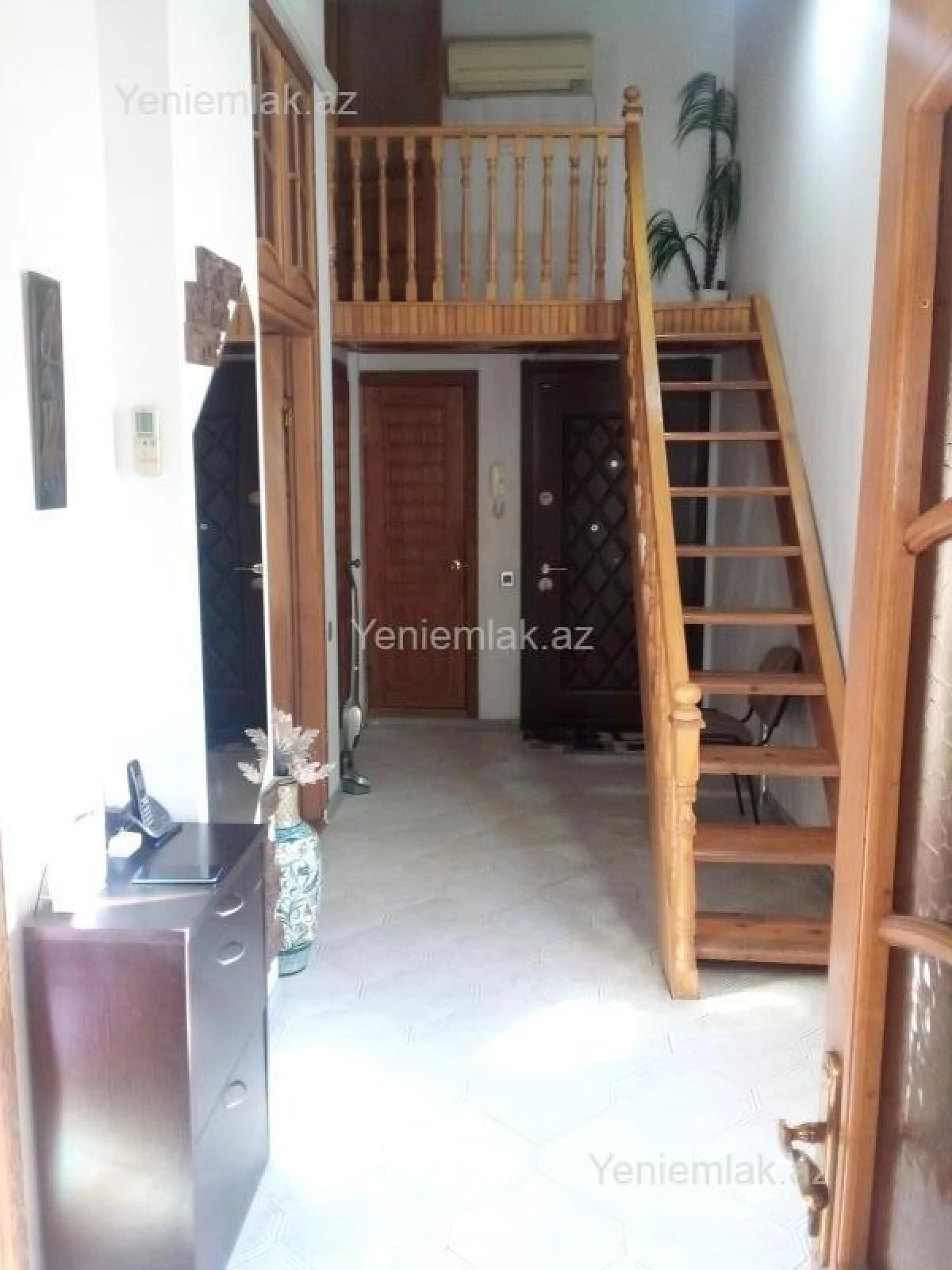 Satılır 4 otaqlı köhnə tikili 85 m²