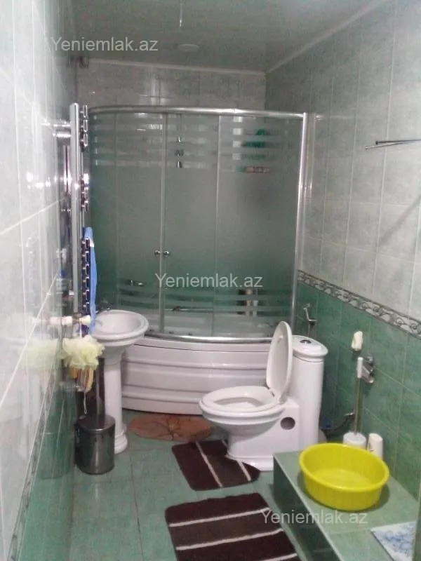 Satılır 4 otaqlı köhnə tikili 85 m²
