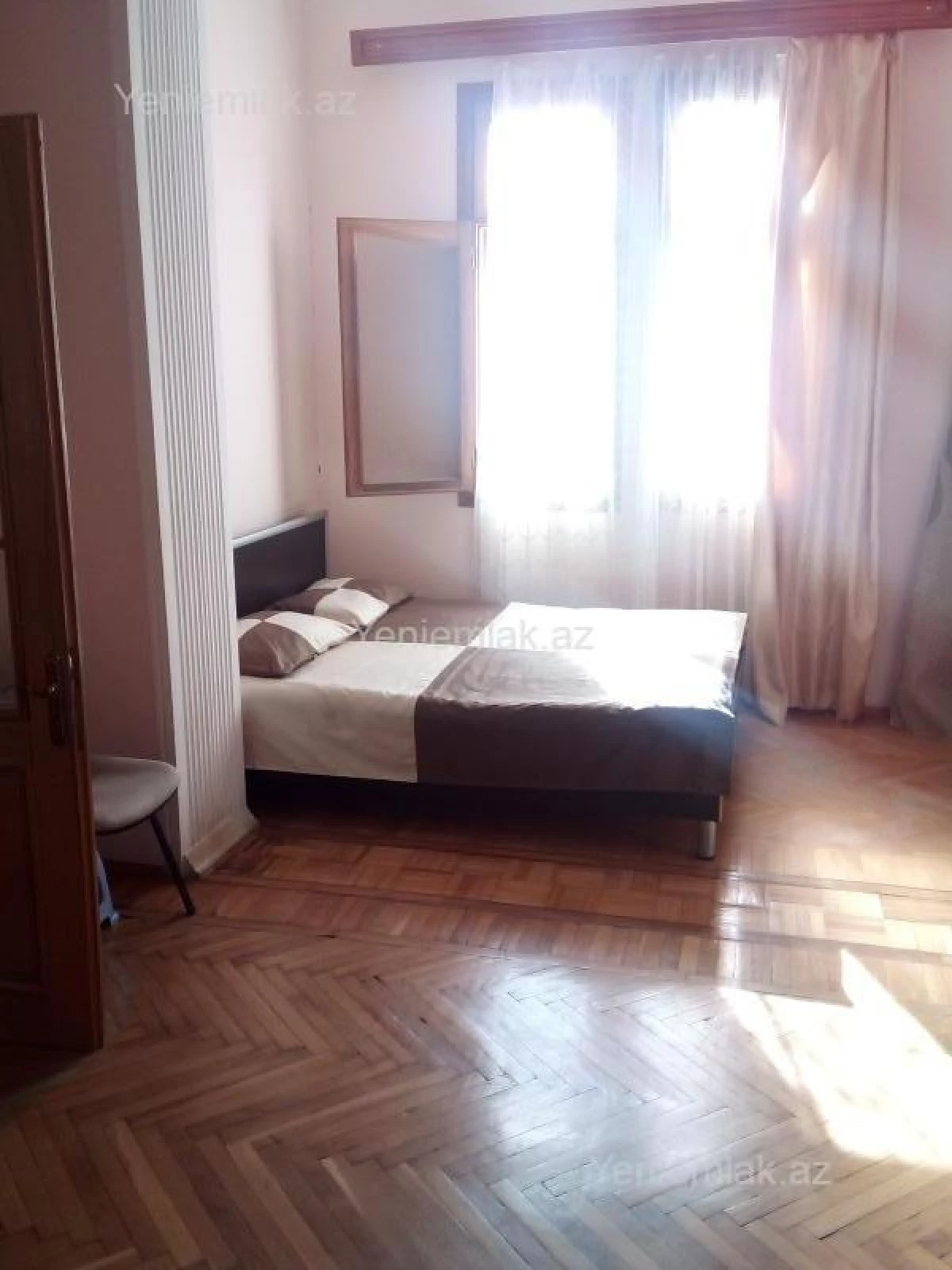 Satılır 4 otaqlı köhnə tikili 85 m²