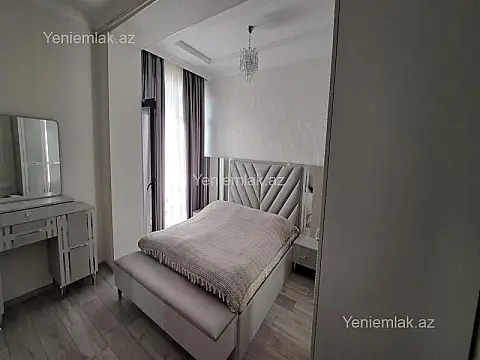 Satılır 3 otaqlı yeni tikili 73 m²