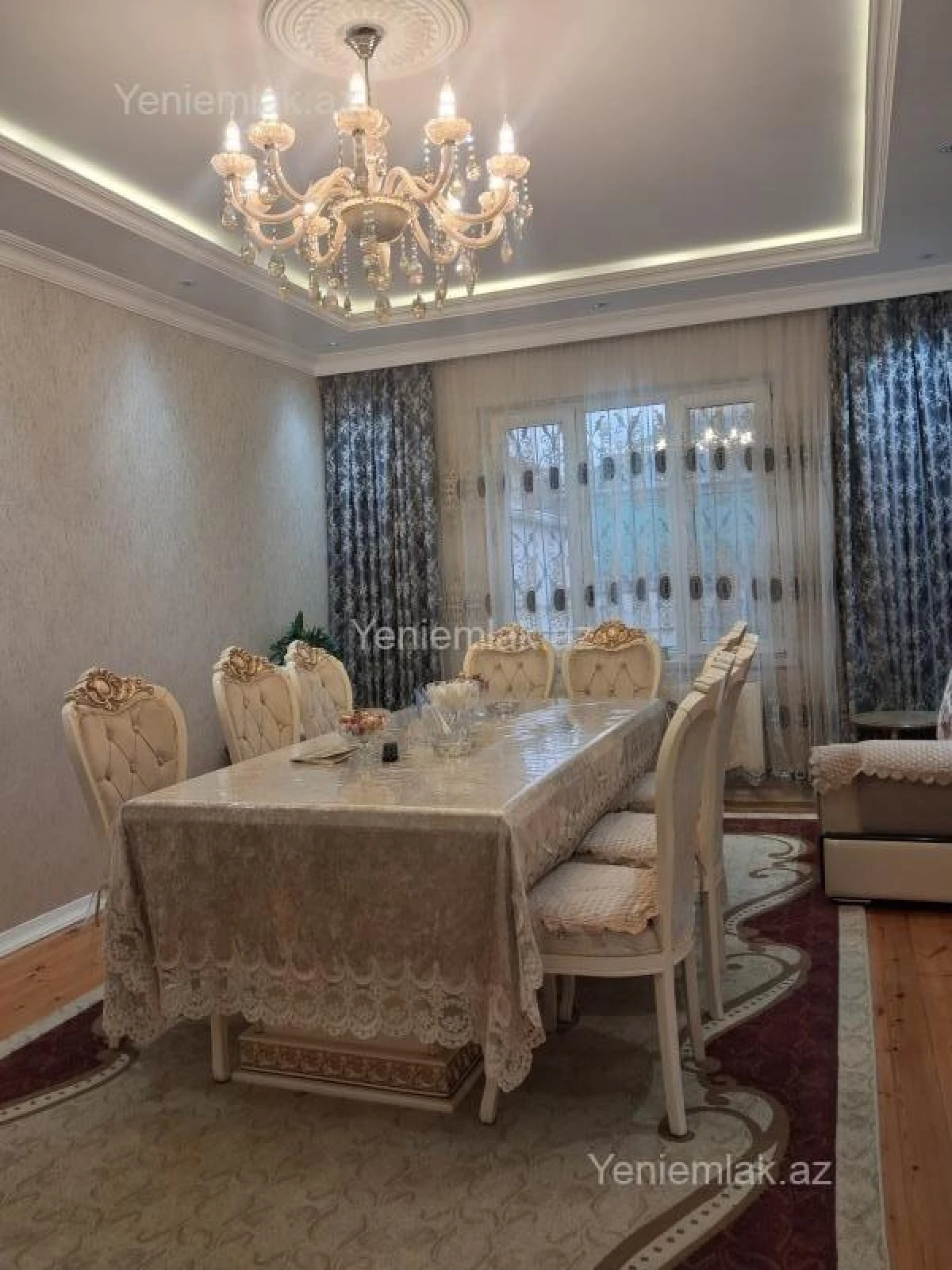 Satılır 6 otaqlı həyət evi 175 m²