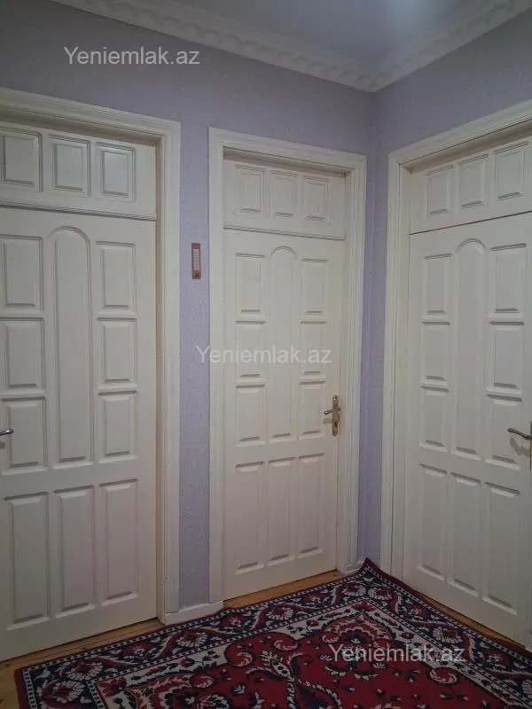 Satılır 6 otaqlı həyət evi 175 m²