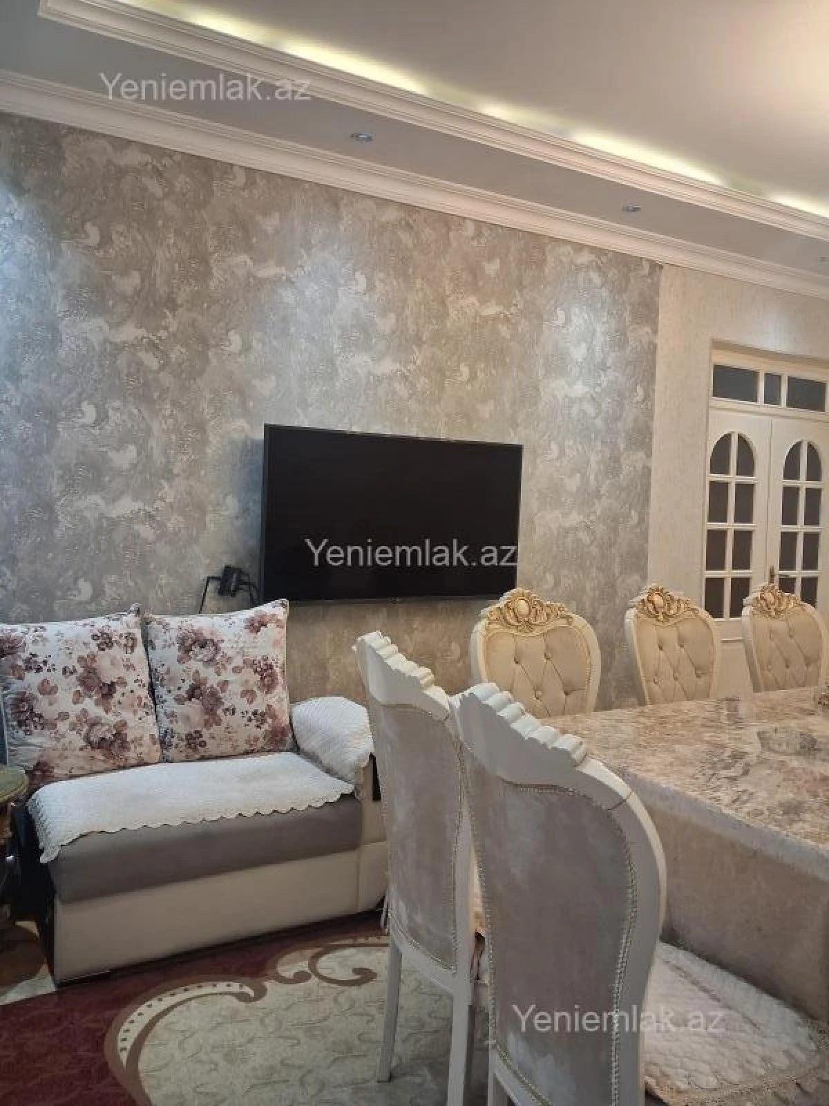 Satılır 6 otaqlı həyət evi 175 m²
