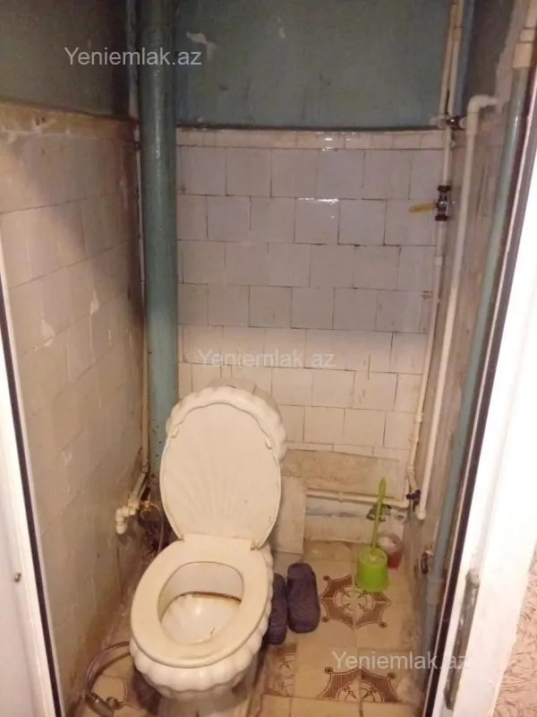 Satılır 2 otaqlı köhnə tikili 55 m²