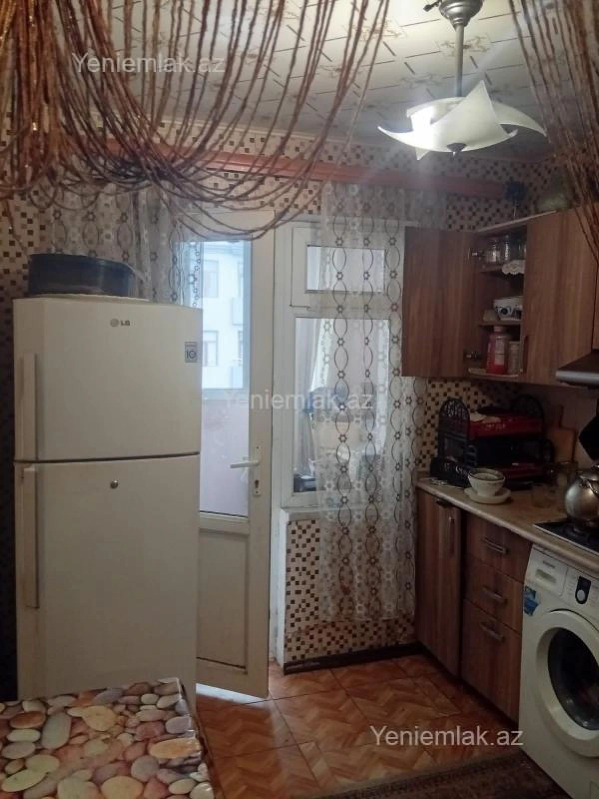 Satılır 2 otaqlı köhnə tikili 55 m²