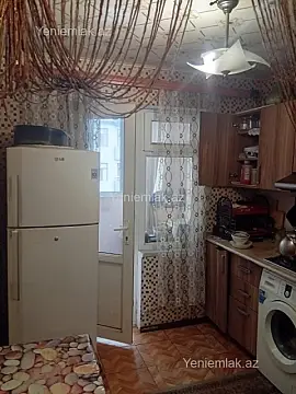 Satılır 2 otaqlı köhnə tikili 55 m²