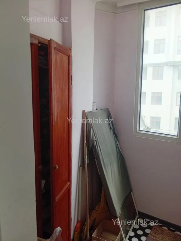 Satılır 2 otaqlı köhnə tikili 55 m²