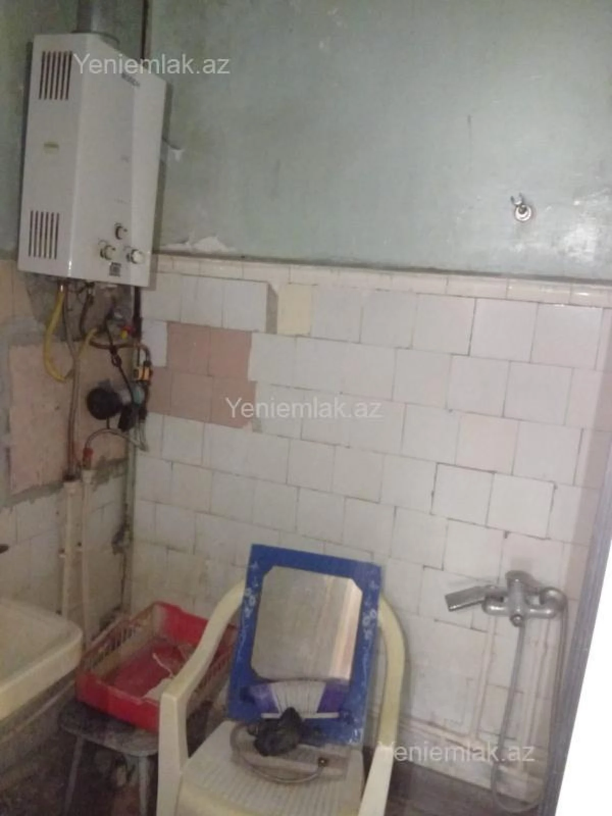 Satılır 2 otaqlı köhnə tikili 55 m²