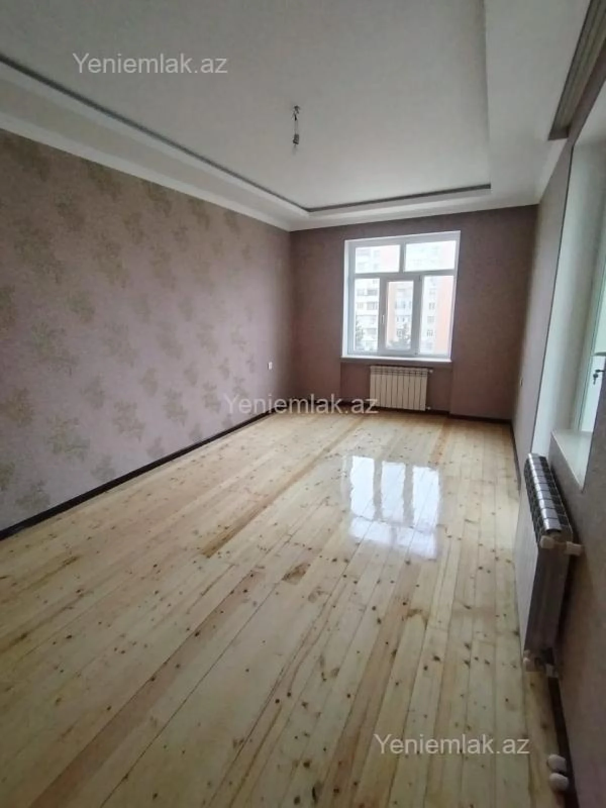 Satılır 5 otaqlı köhnə tikili 120 m²